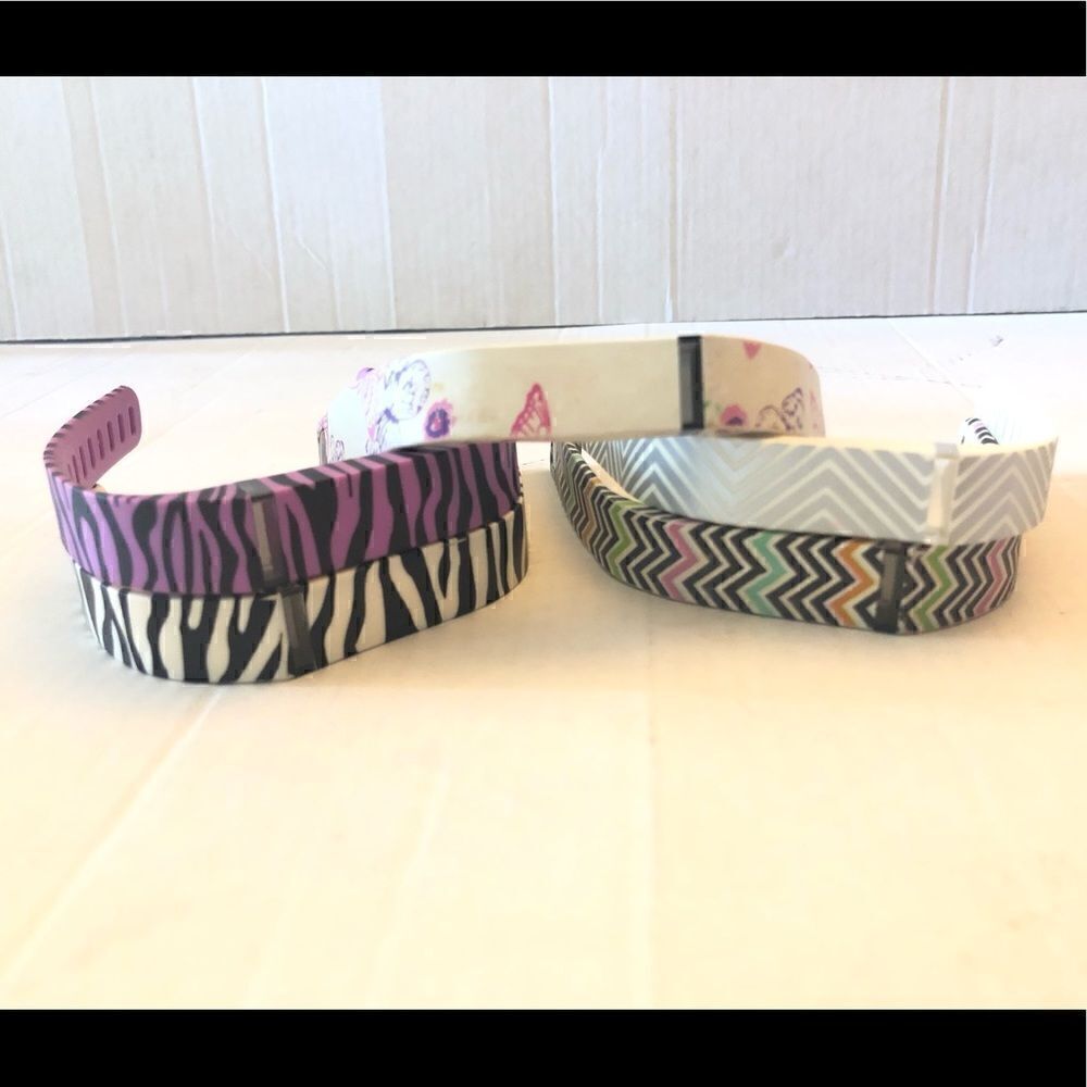 Fitbit Replacement Band Bundle Set (5) - Picture 2 of 2